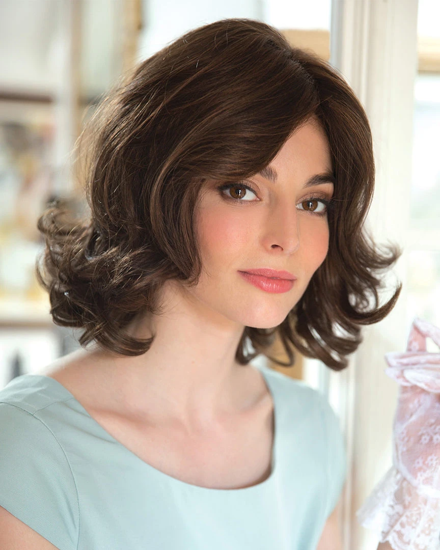 Alana XO | Lace Front & Monofilament Synthetic Wig By Amore 3 Alana XO | Lace Front & Monofilament Synthetic Wig By Amore