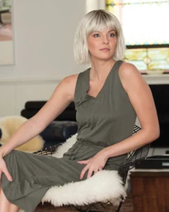 Wigs For Women Holland | Lace Front & Monofilament Top Synthetic Wig By Estetica 13 Wigs For Women Holland | Lace Front & Monofilament Top Synthetic Wig By Estetica