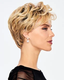 Chic Wavy | Synthetic Wig By Hairdo 8 Chic Wavy | Synthetic Wig By Hairdo